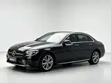 Фото 1 - Mercedes-Benz E-Class