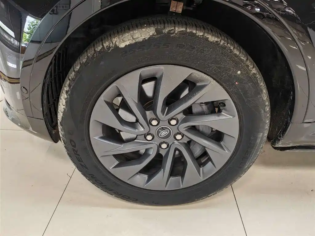 Land Rover Discovery 2021 360PS R-Dynamic S фото 2