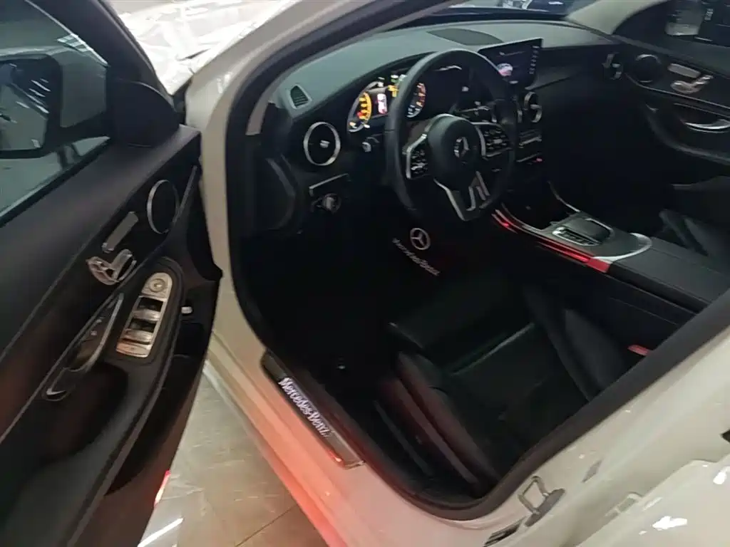 Mercedes-Benz C-Class 2019 Facelift C 260 L Sport фото 16