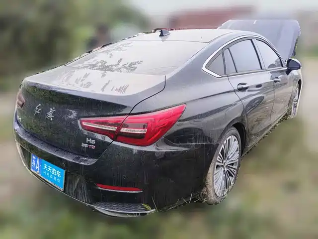 Hongqi H5 2022 Classic Facelift 1.8T Automatic Smart Connect Flag Rhythm Edition — фото 2