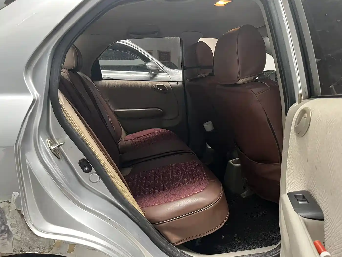 Everus S1 2011 2011 1.3L Manual Comfort