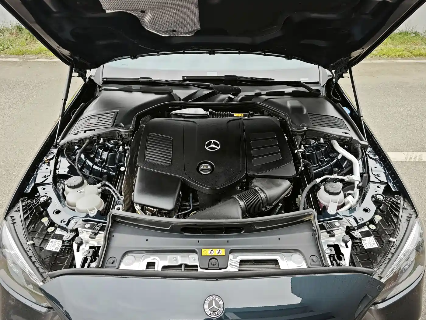 Mercedes-Benz C-Class 2024 Facelift C 260 L Sport фото 13