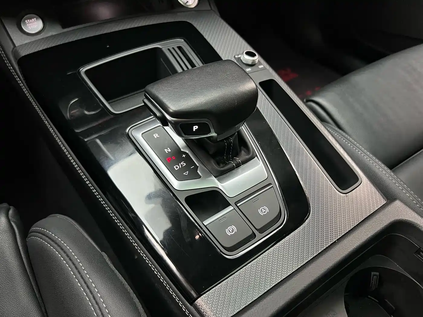 Audi Q5L 2023 40T Luxury Dynamic фото 15