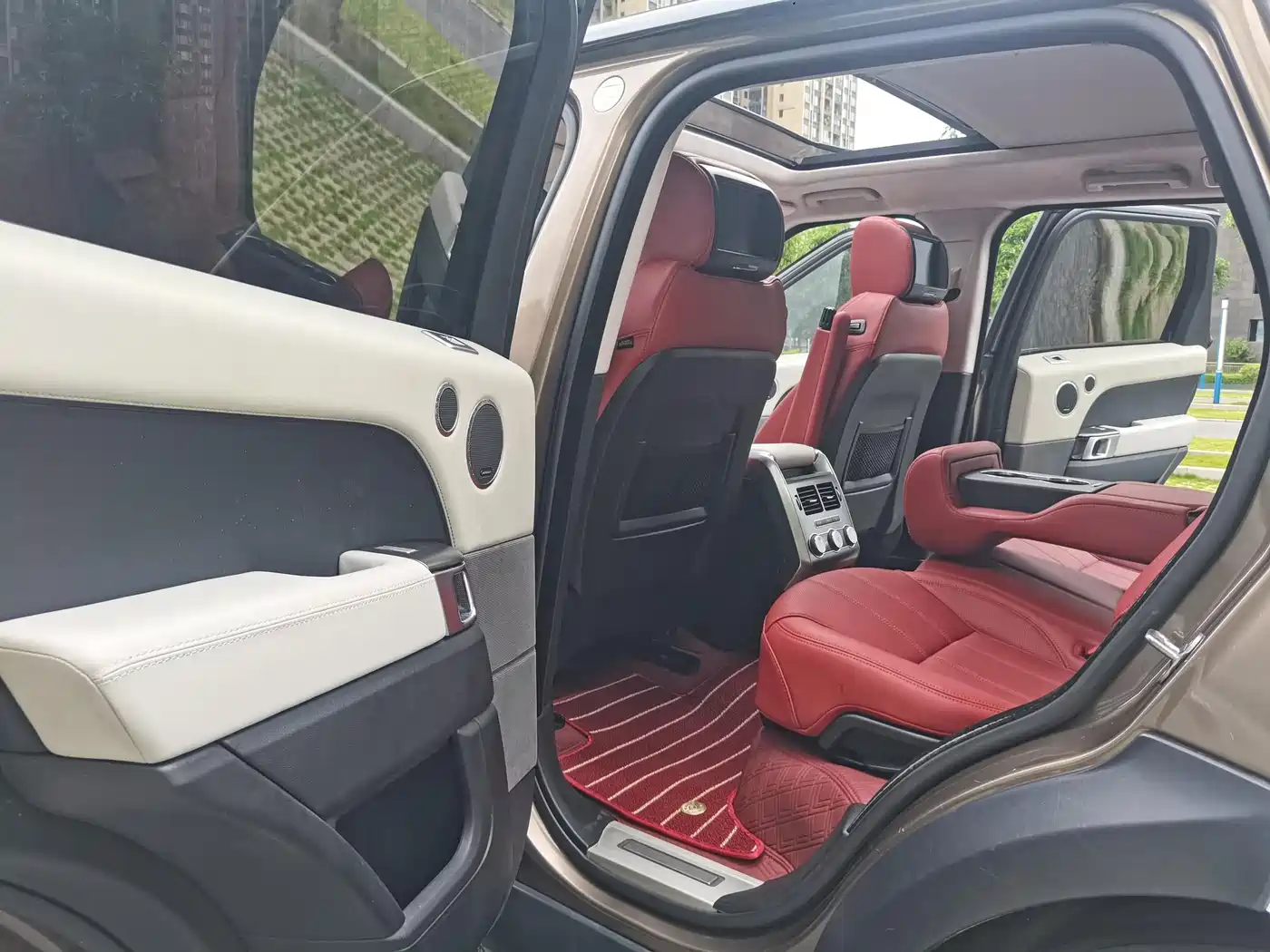 Land Rover Range Rover Sport 2014 3.0 SC V6 HSE DYNAMIC фото 15