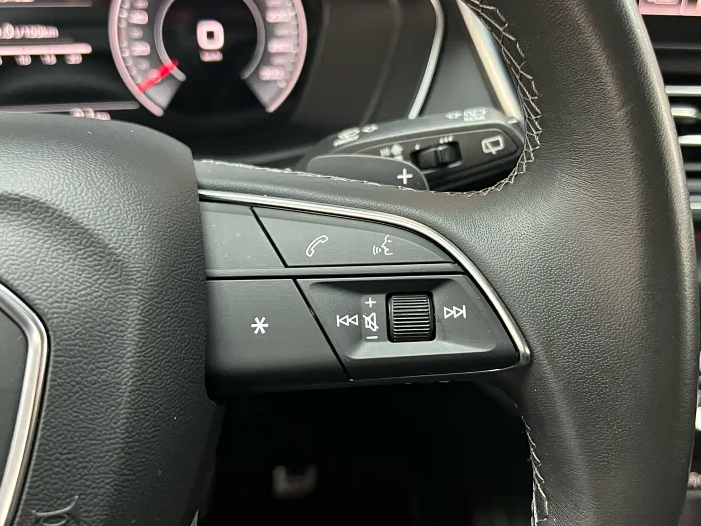 Audi Q5L 2023 40T Luxury Dynamic фото 22