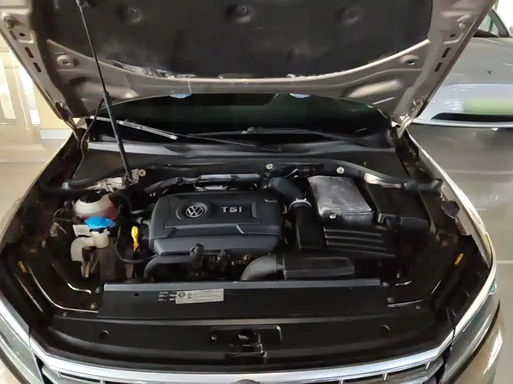 Фото 20 - Volkswagen Passat