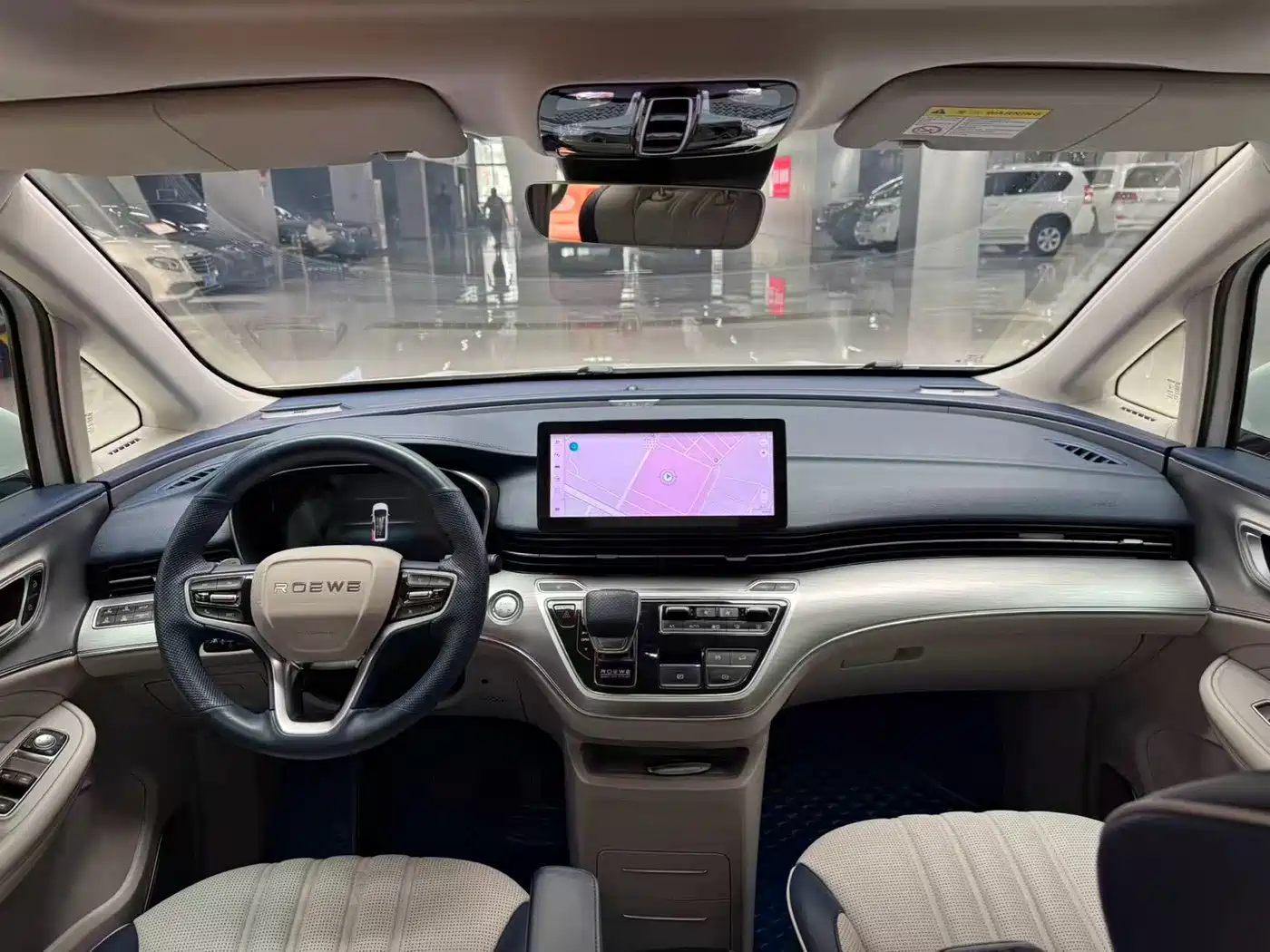 Фото 6 - Roewe iMAX8
