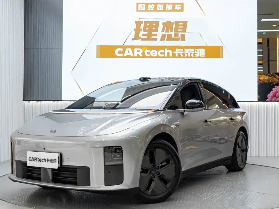 Li Auto i6 2026 2025 2WD Base Model
