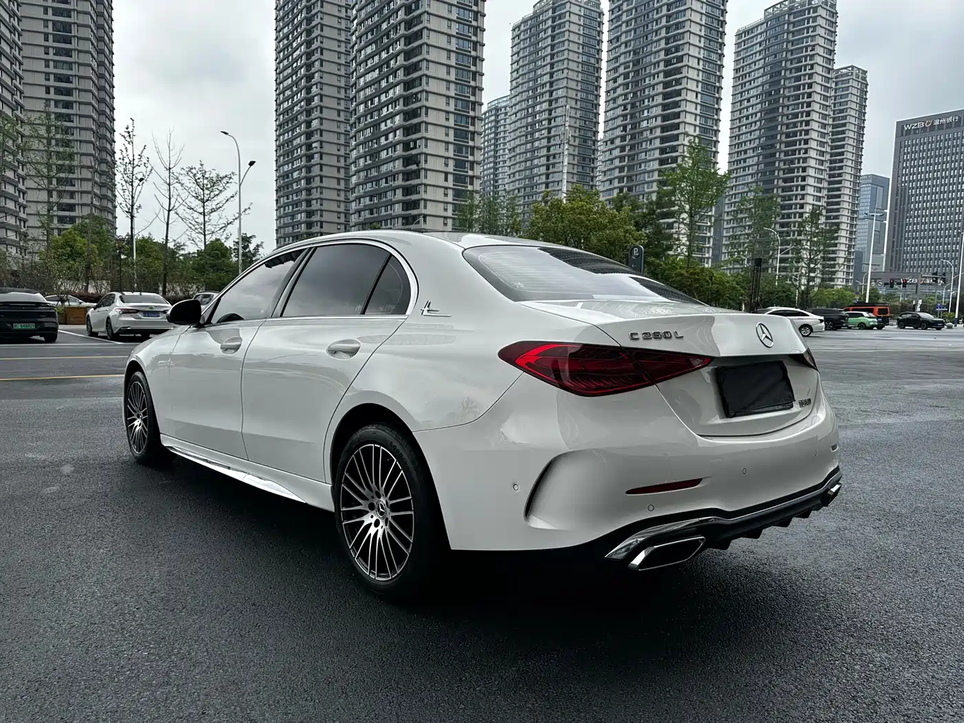 MERCEDES-BENZ CLASS C
