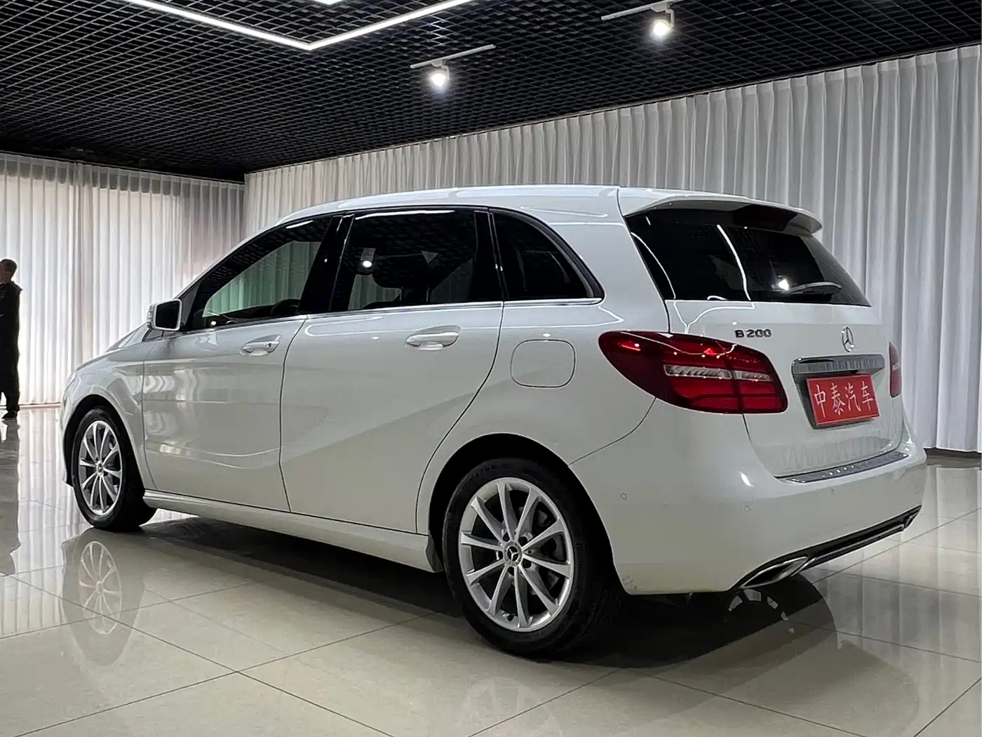 MERCEDES-BENZ CLASS B