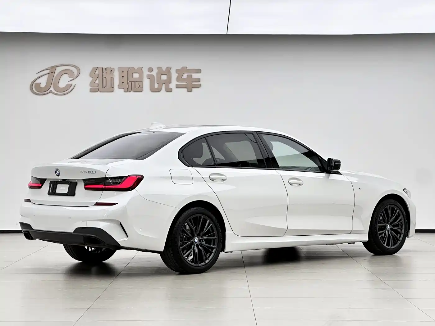 BMW 3 Series 2020 325Li M Sport Black Night Package фото 13