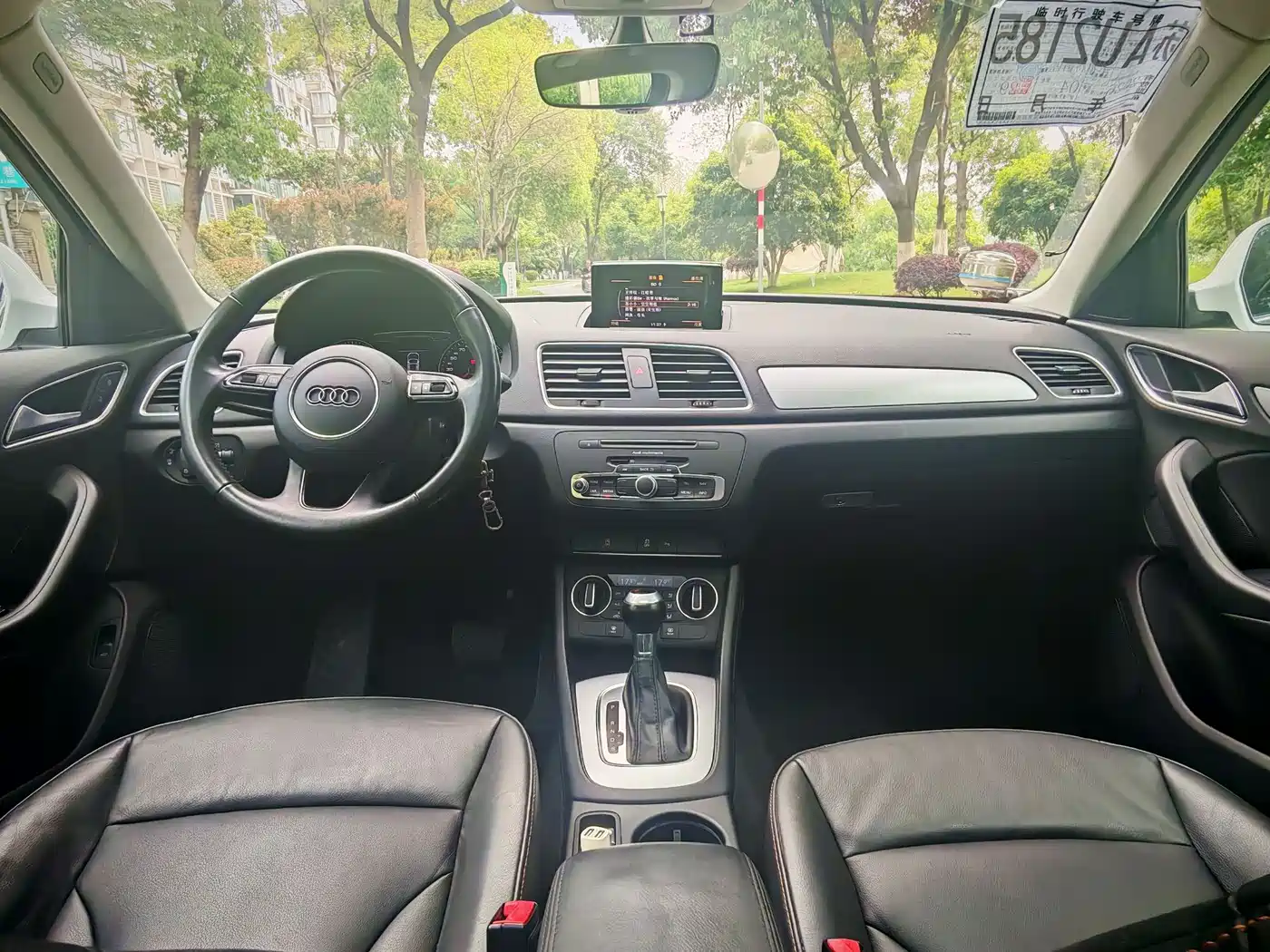 Audi Q3 2018 30th Anniversary Edition 35 TFSI Fashion фото 16