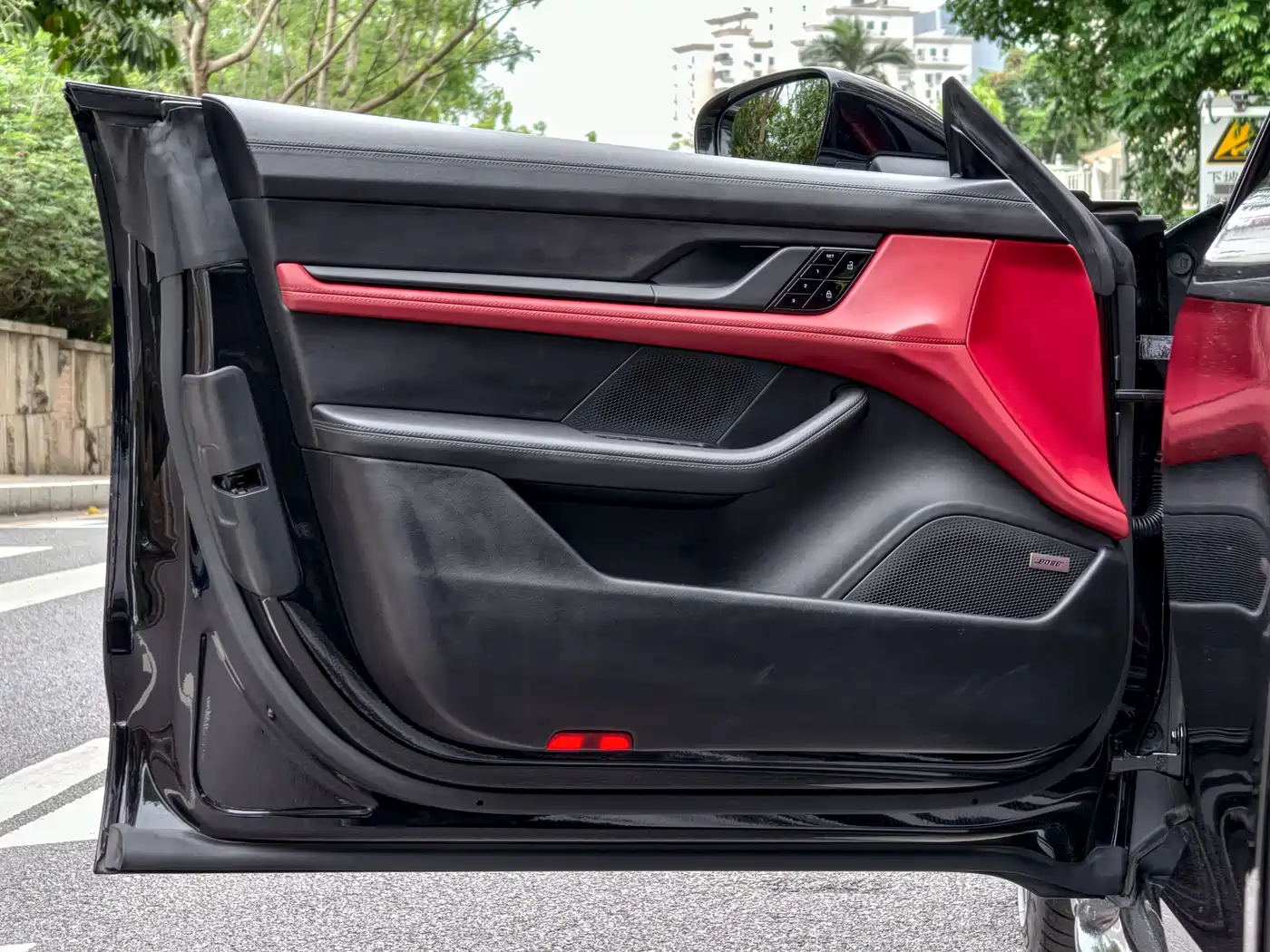 Porsche Taycan 2020 Taycan фото 14