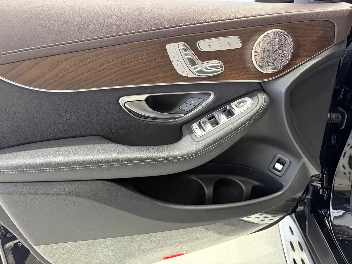Mercedes-Benz GLC 2022 Model GLC 300 L 4MATIC Dynamic Edition фото 9
