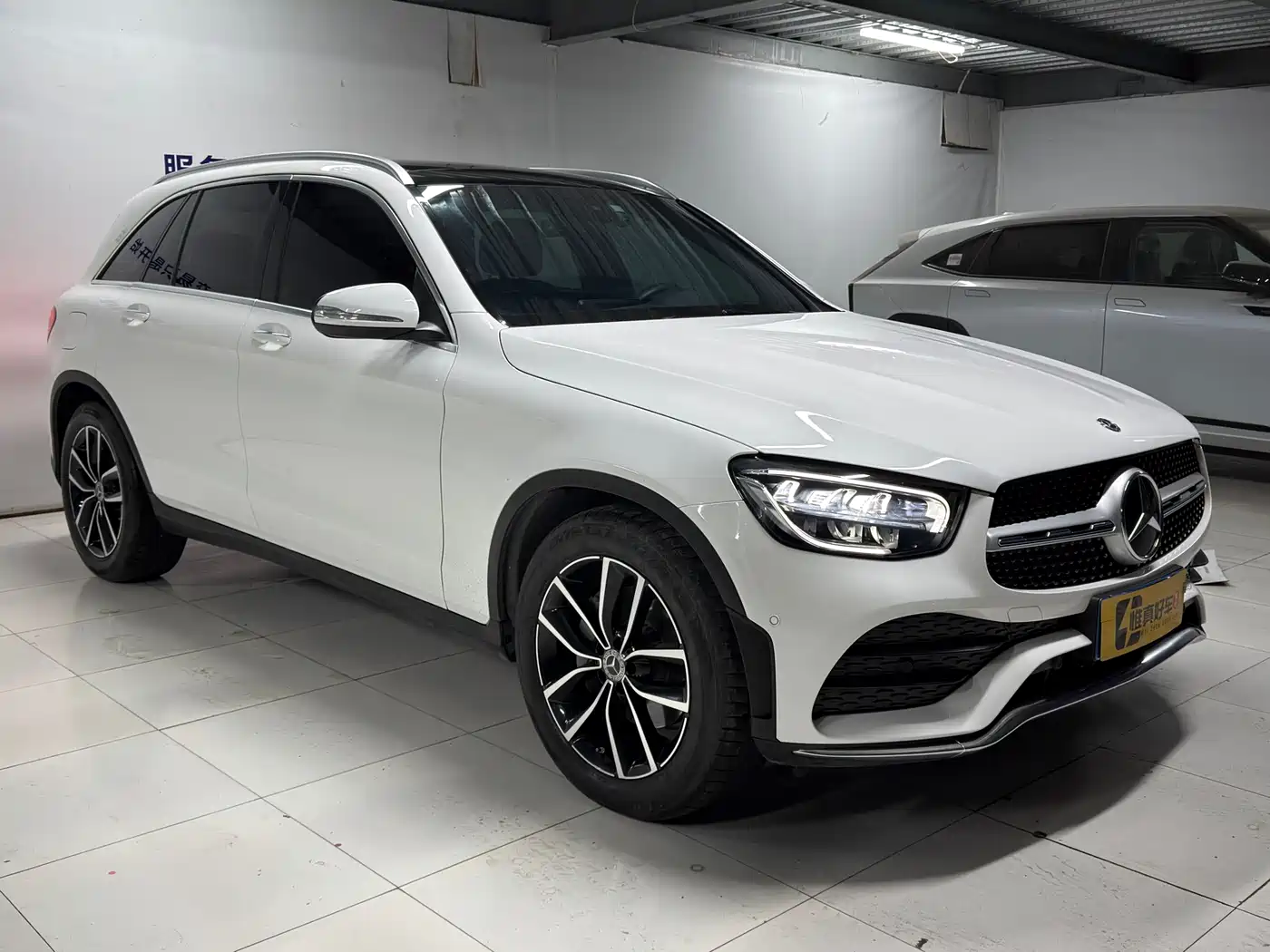 Mercedes-Benz GLC 2020 Facelift GLC 260 L 4MATIC Luxury фото 3