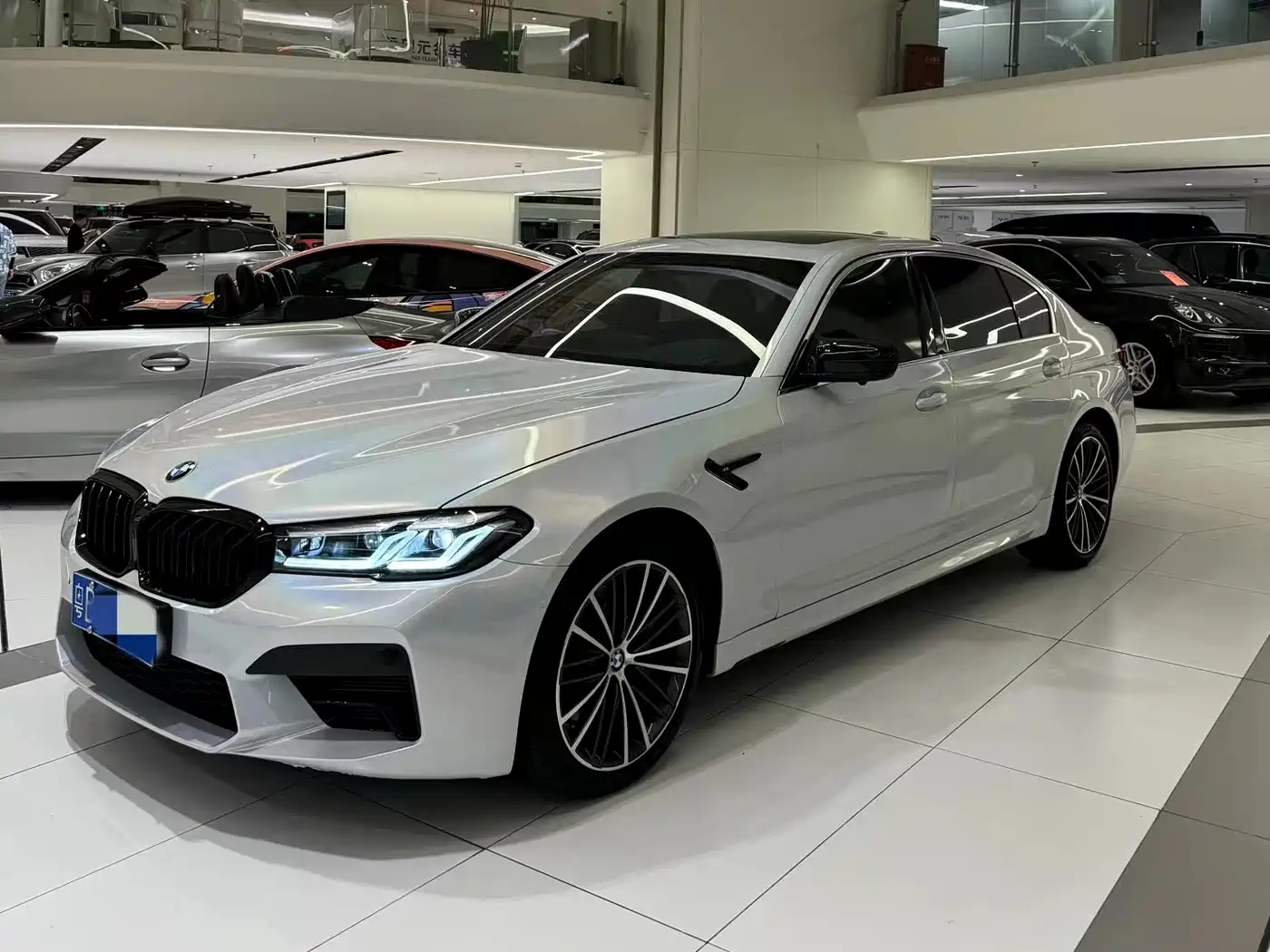 BMW 5 Series 2021 530Li Leading M Sport Package