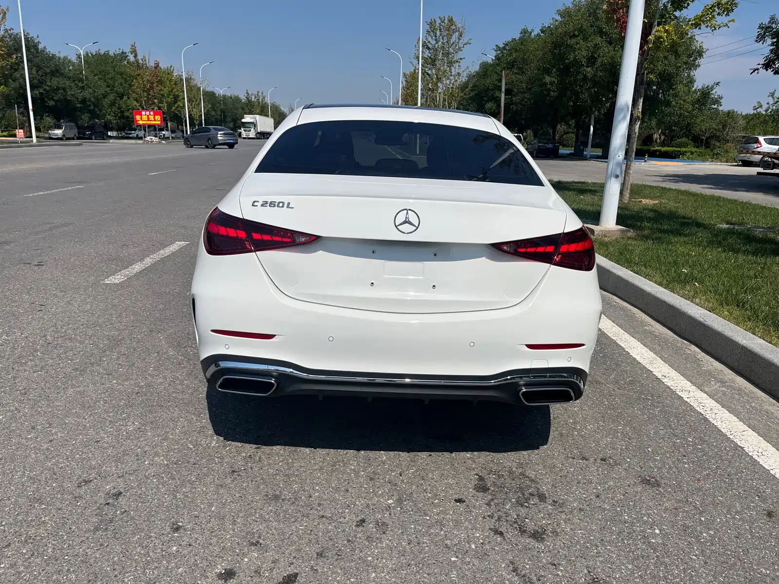 Фото 18 - Mercedes-Benz C-Class