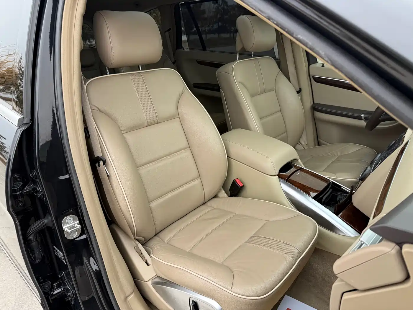 Mercedes-Benz R-Class 2011 R 350 L 4MATIC фото 37