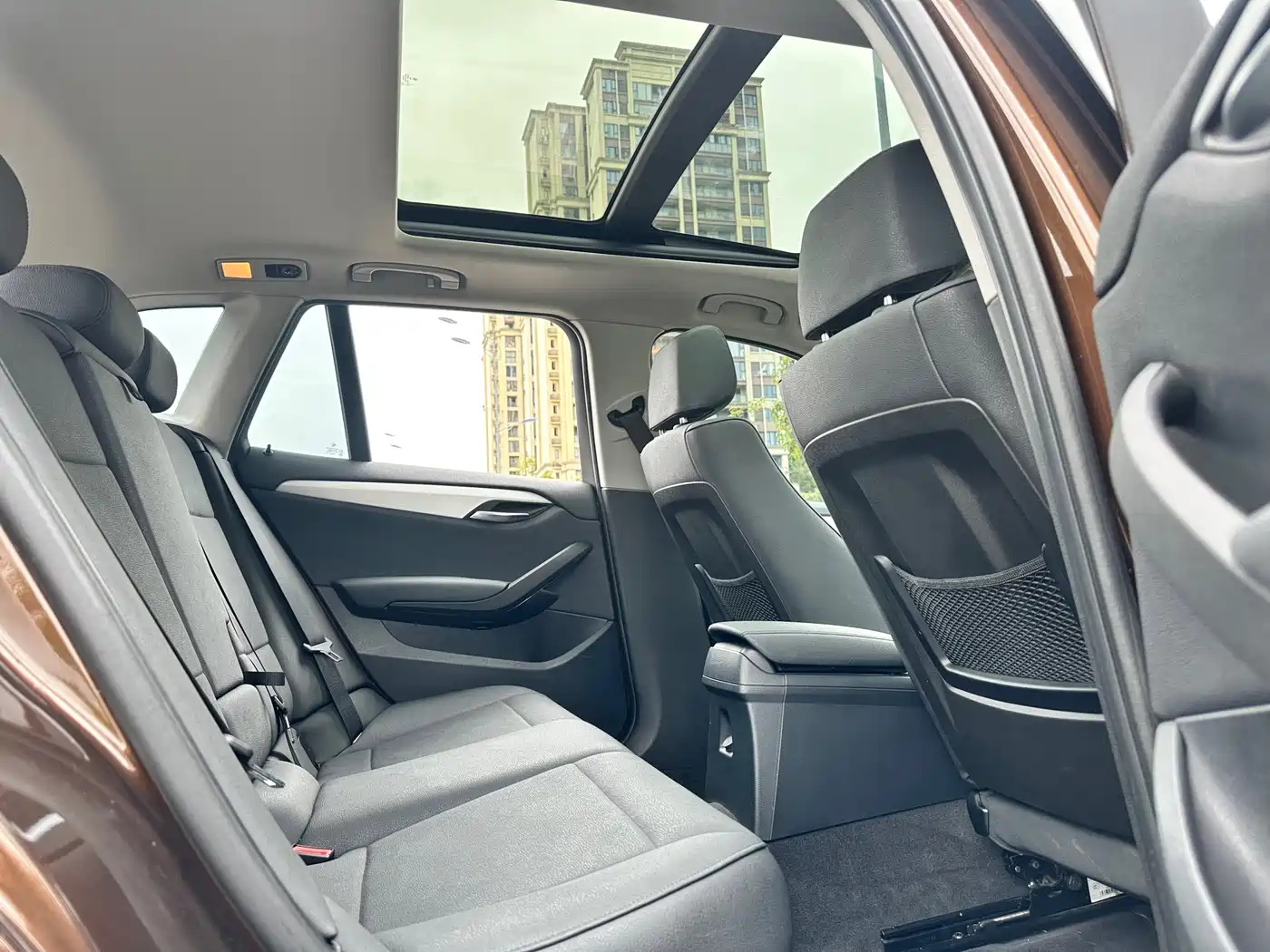 BMW X1 2013 sDrive18i Fashion фото 27