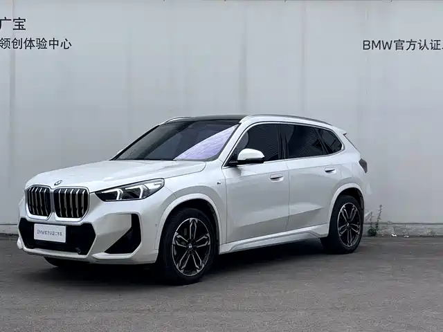BMW X1 2023 sDrive25Li M Sport Package — фото 1