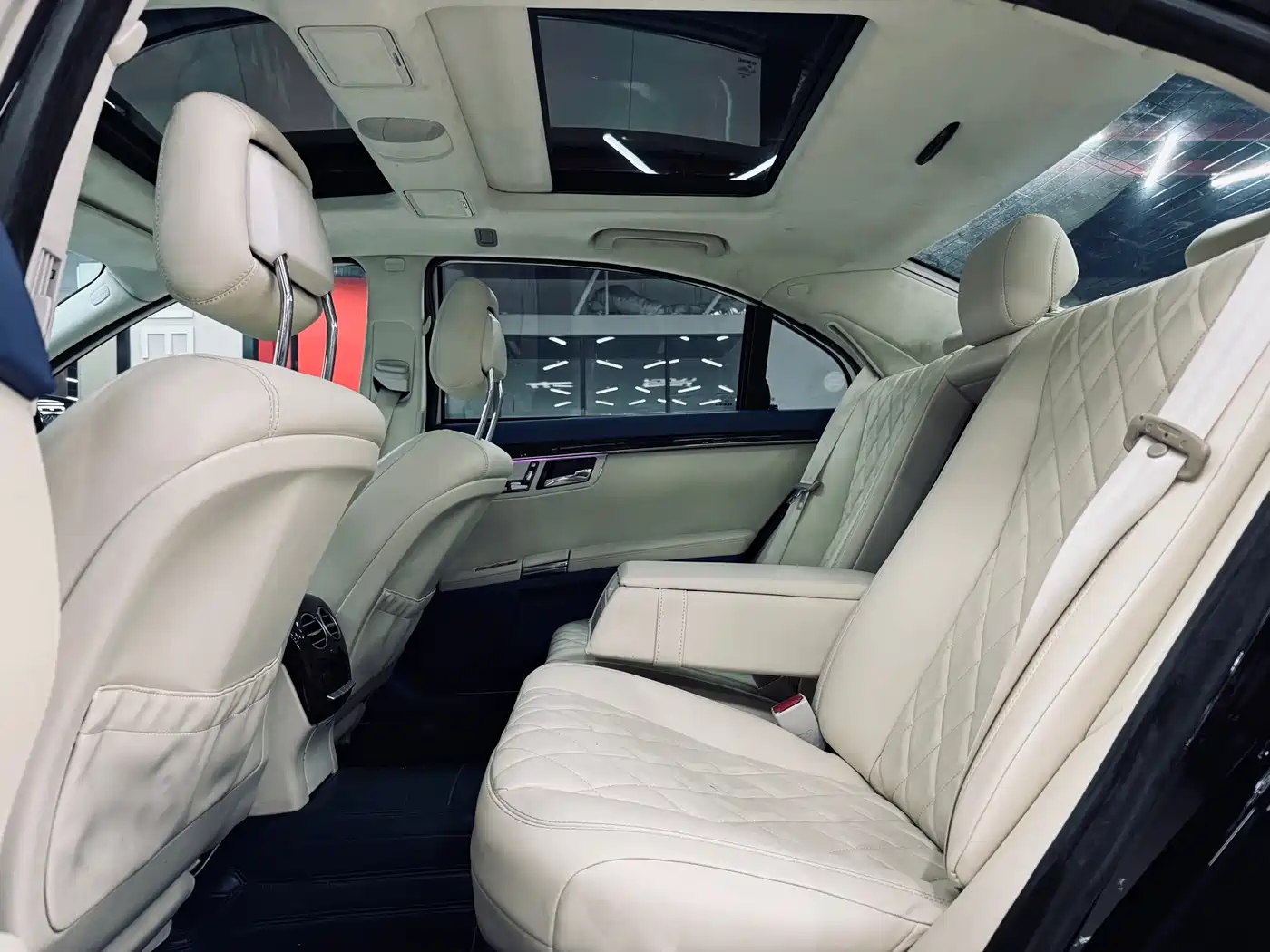 Mercedes-Benz S-Class 2008 S 300 L Premium фото 17