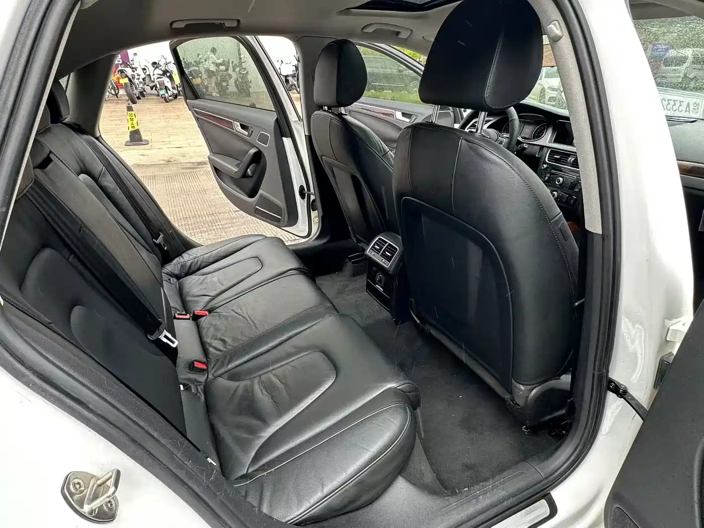 Audi A4L 2013 35 TFSI Automatic Standard фото 8