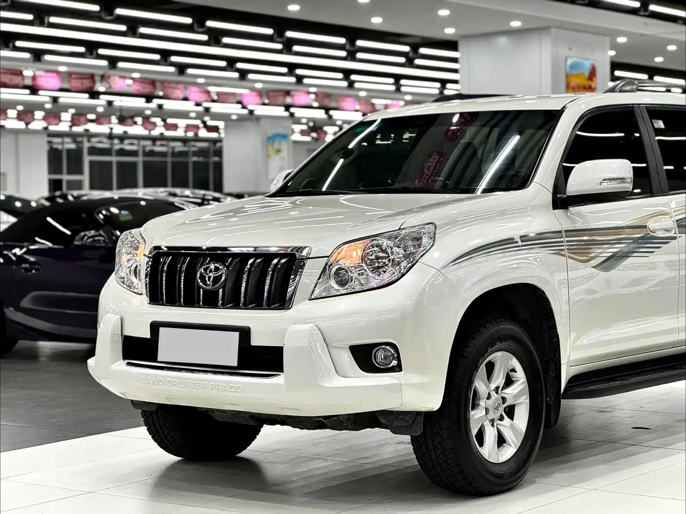 Toyota Prado (Import) фото 12