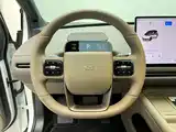 Photo 12 - Li Auto i6