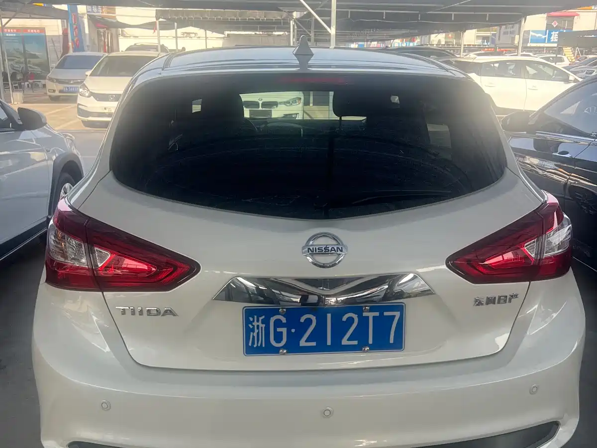 Nissan Tiida, миниатюра 5
