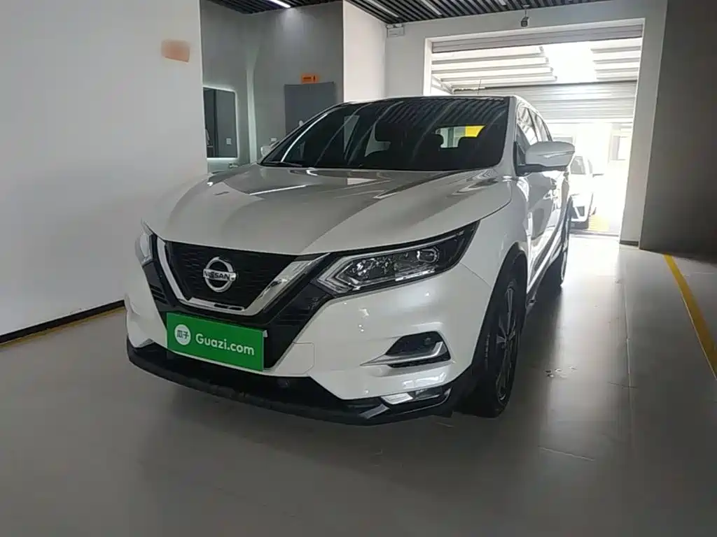 Nissan Qashqai 2021 2.0L CVT Luxury Version