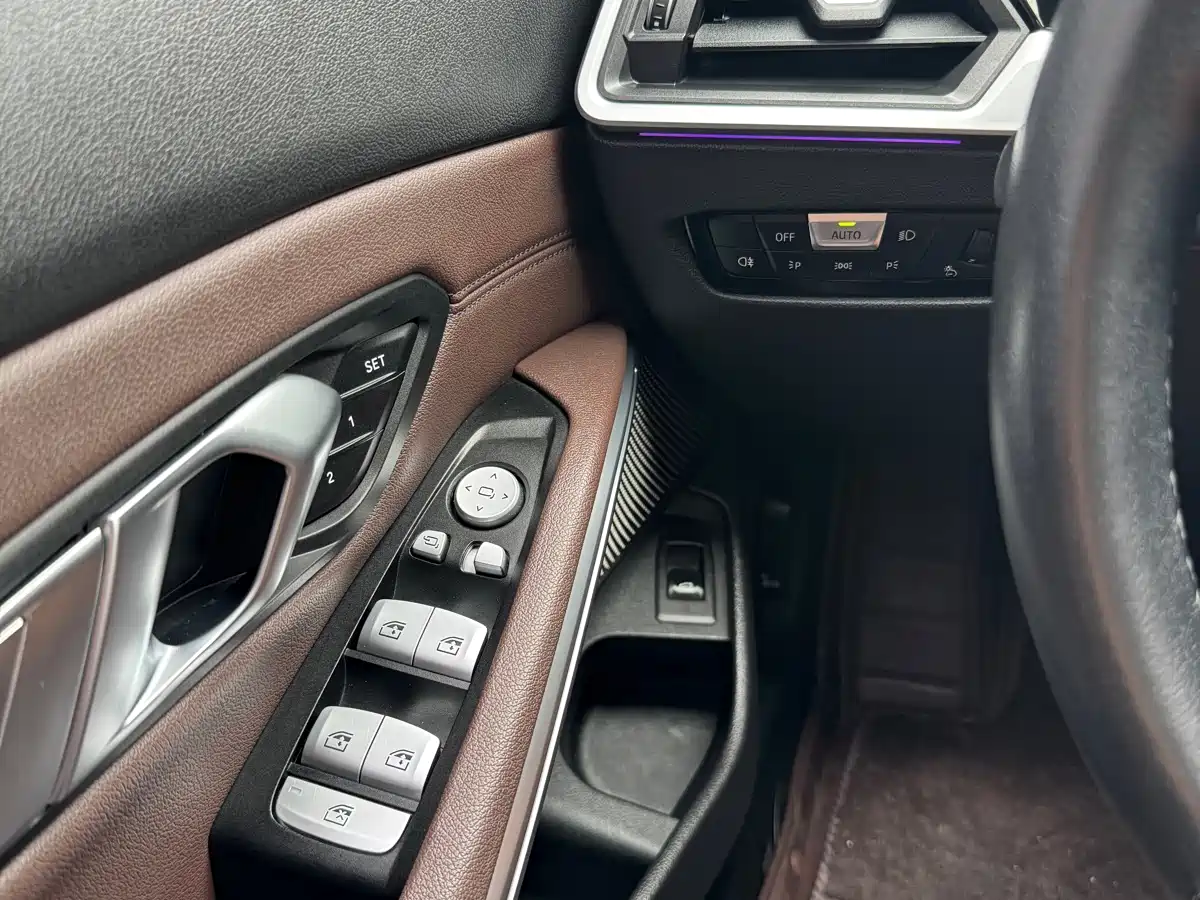 BMW 3 Series 2020 325Li Launch Edition фото 9