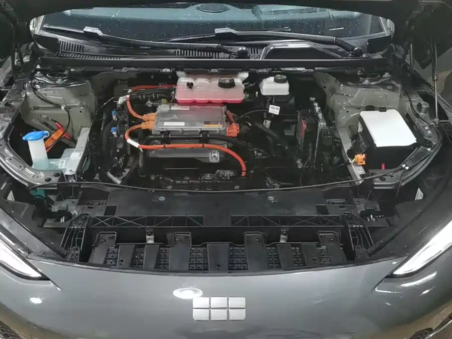 GEELY GALAXY GALAXY E8