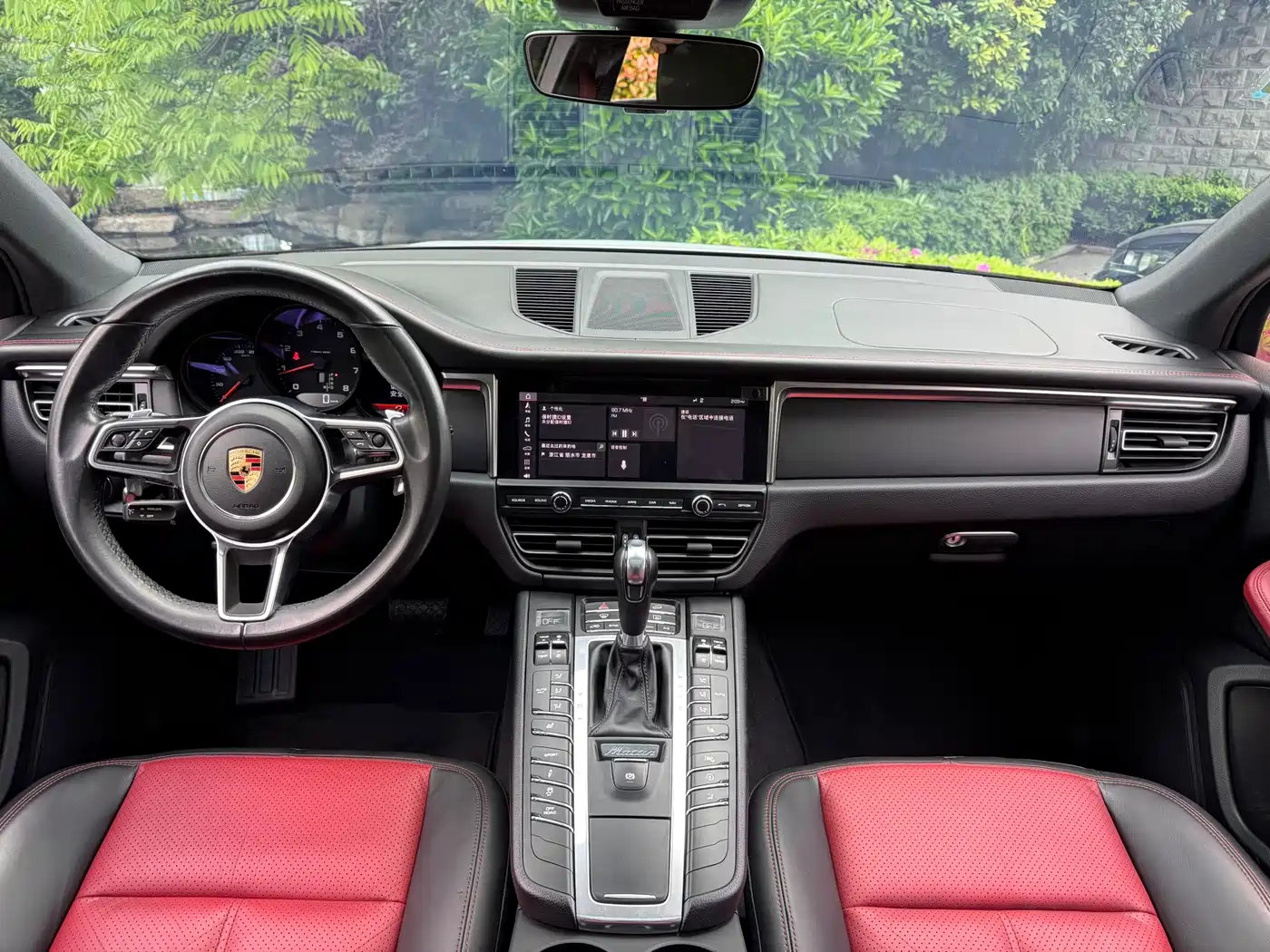 Porsche Macan 2018 Macan 2.0T фото 11