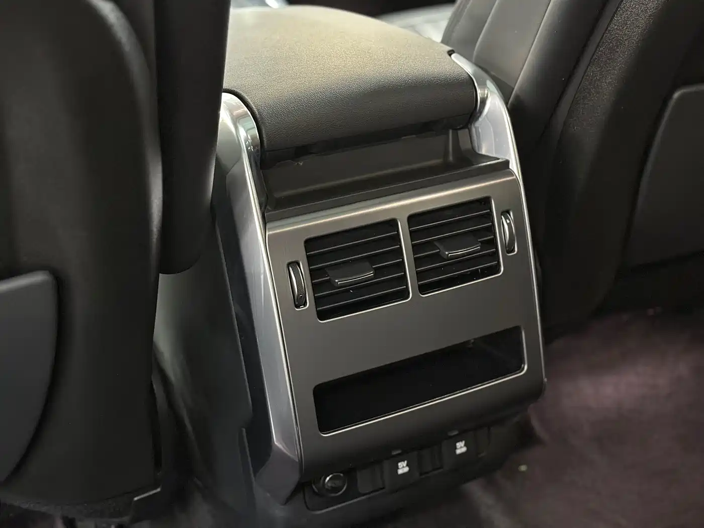 Land Rover Range Rover Sport 2019 3.0 SC V6 Special Edition фото 17