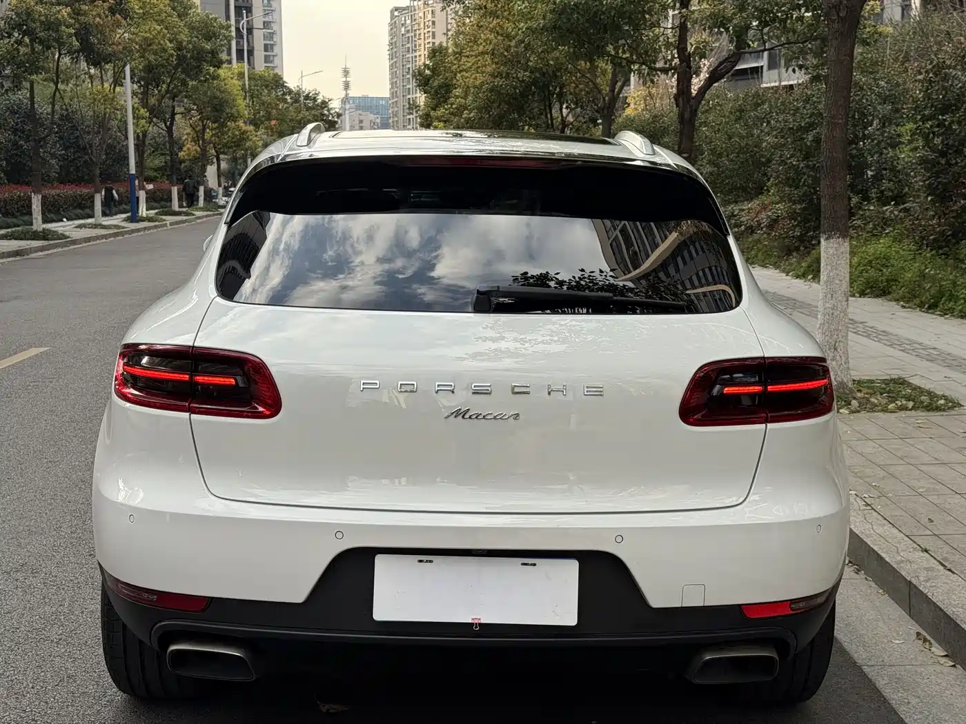 Porsche Macan 2016 Macan 2.0T фото 9