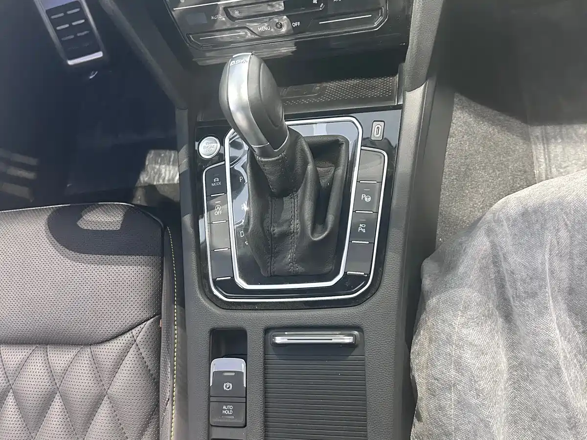 VOLKSWAGEN FAW-CC