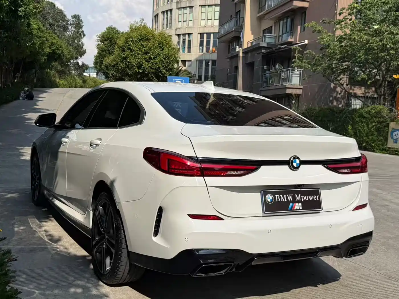 BMW 2 Series (Import) 2023 225i 4-Door Coupe M Sport Package фото 37