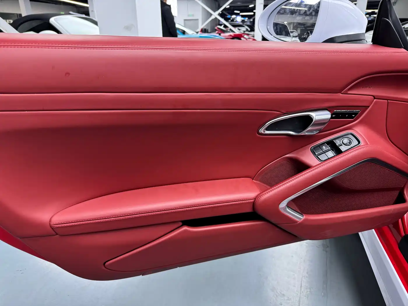 Porsche 718 2018 Boxster 2.0T фото 4