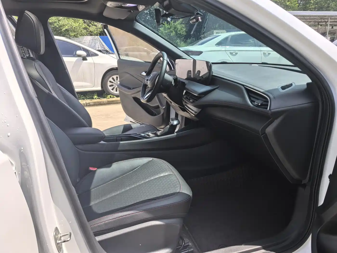 Buick Verano 2023 Pro Leisure Edition фото 9