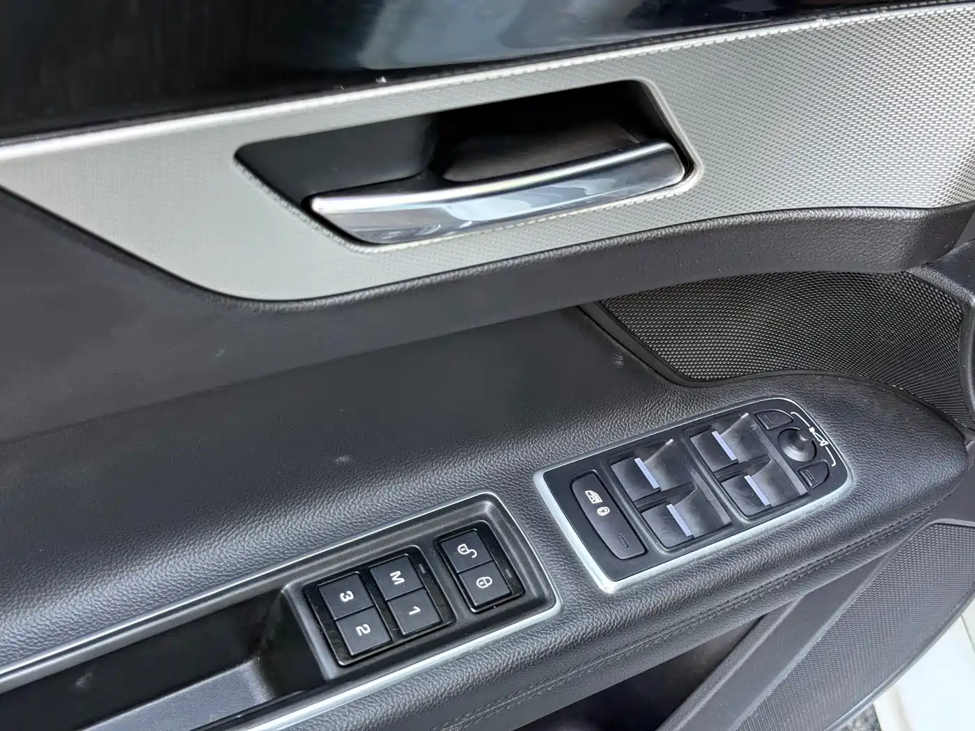 Jaguar XF 2019 2018 XF Sportbrake 2.0T 250PS 2WD Elegance Edition
