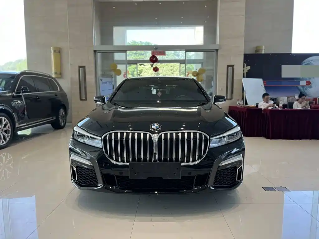 BMW 7 Series 2021 2021 Model 740Li Leading M Sport Package