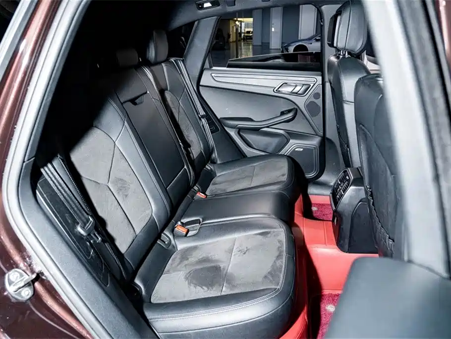 Porsche Macan 2017 Macan 2.0T фото 23