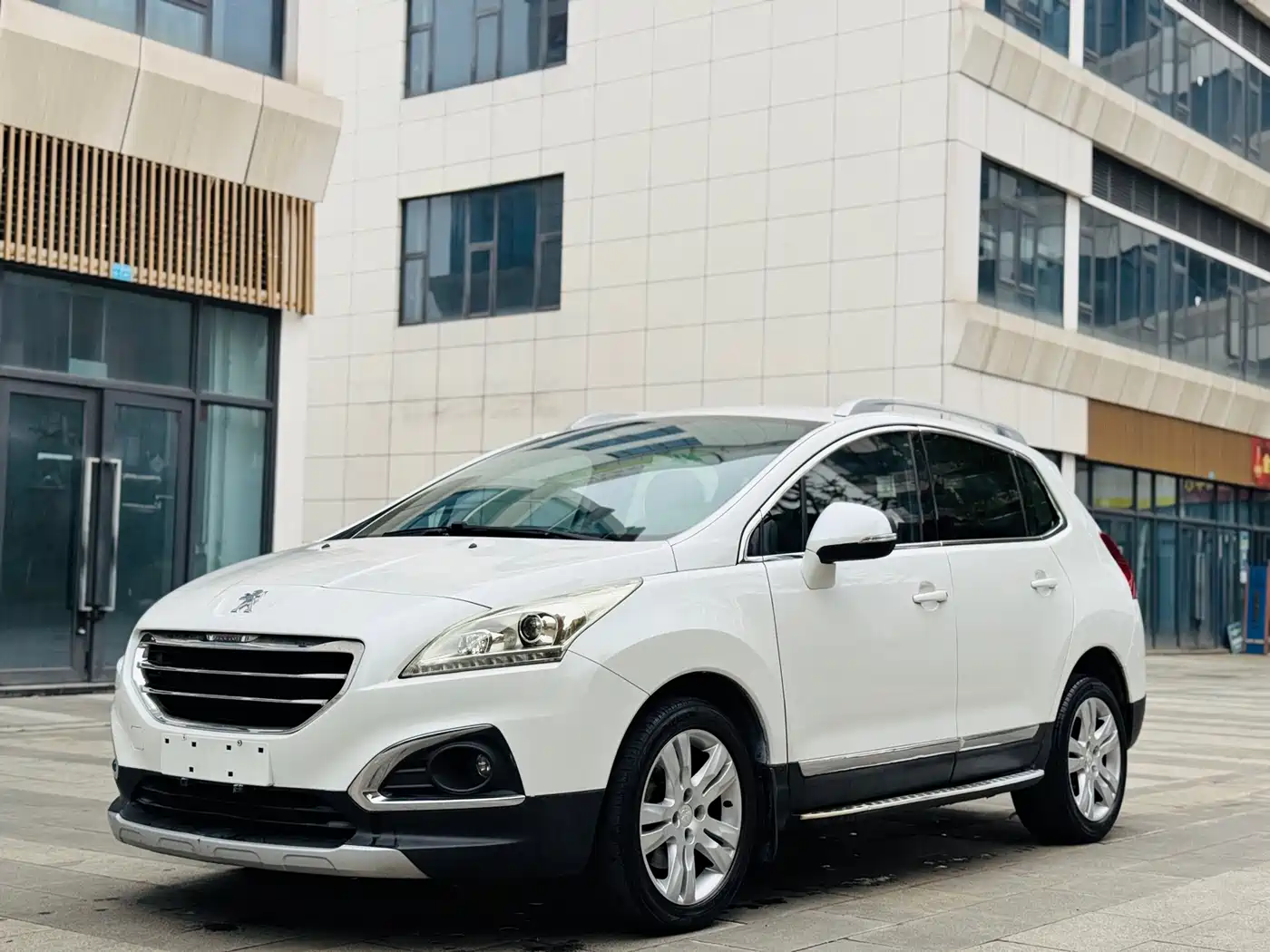 Peugeot 3008 2013 2.0L Automatic Trend Edition