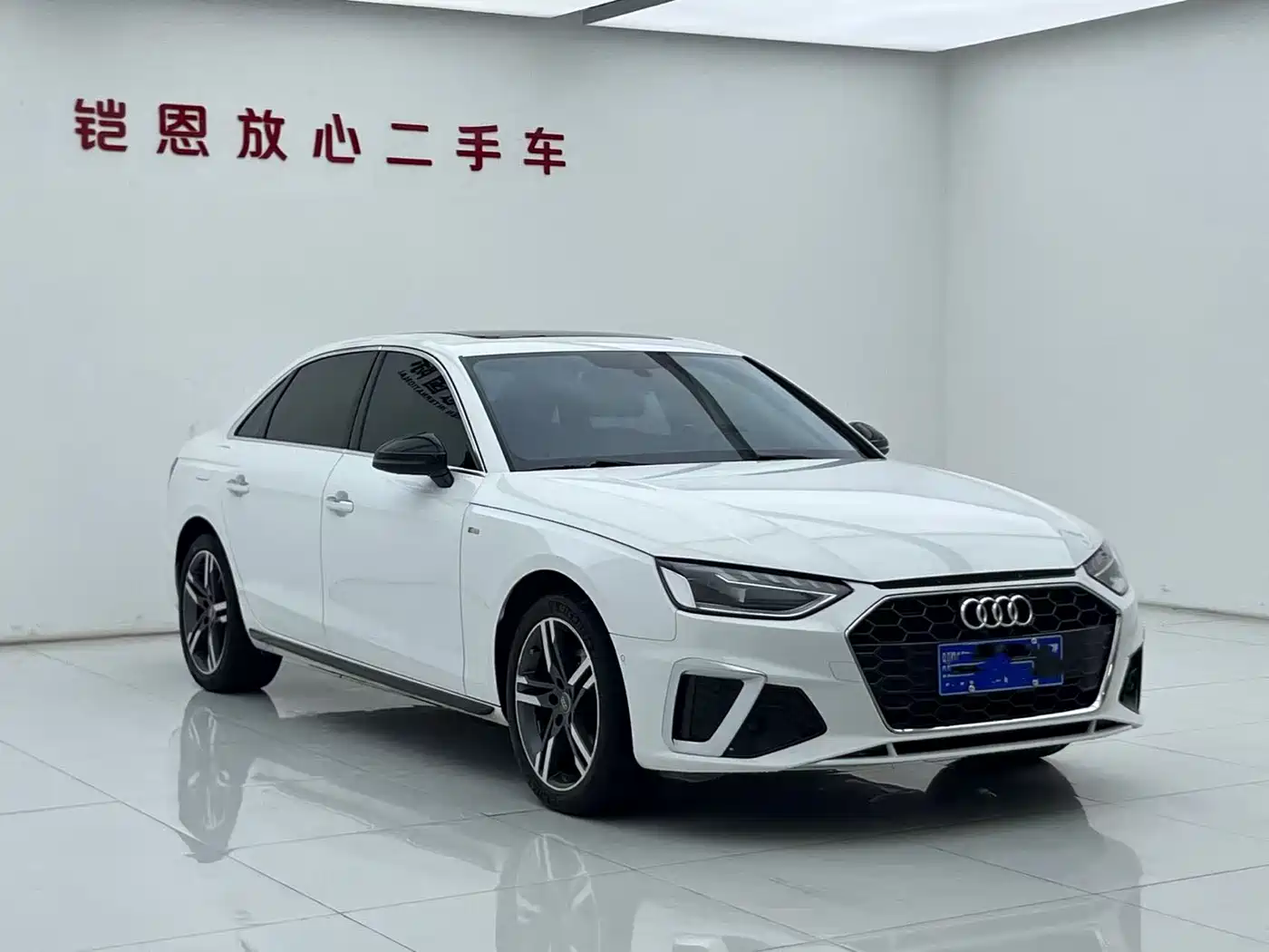Audi A4L 2020 40 TFSI quattro Luxury Dynamic фото 3