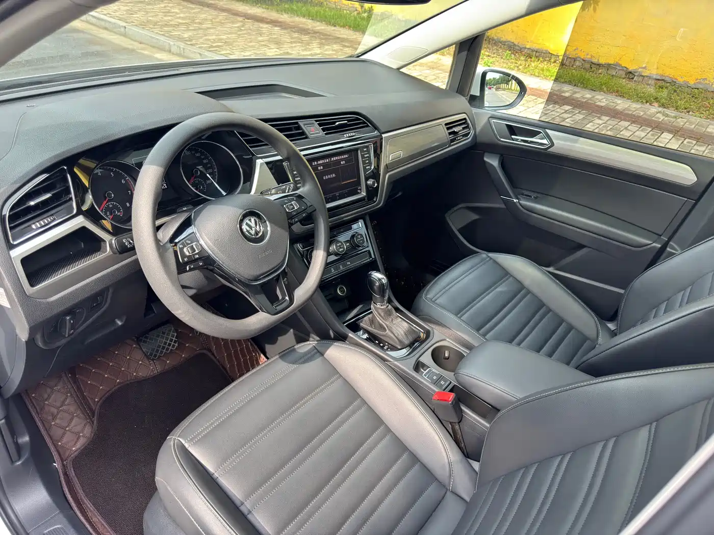 Volkswagen Touran 2019 2018 Touran L 280TSI DSG Comfort Edition 7-seater China VI