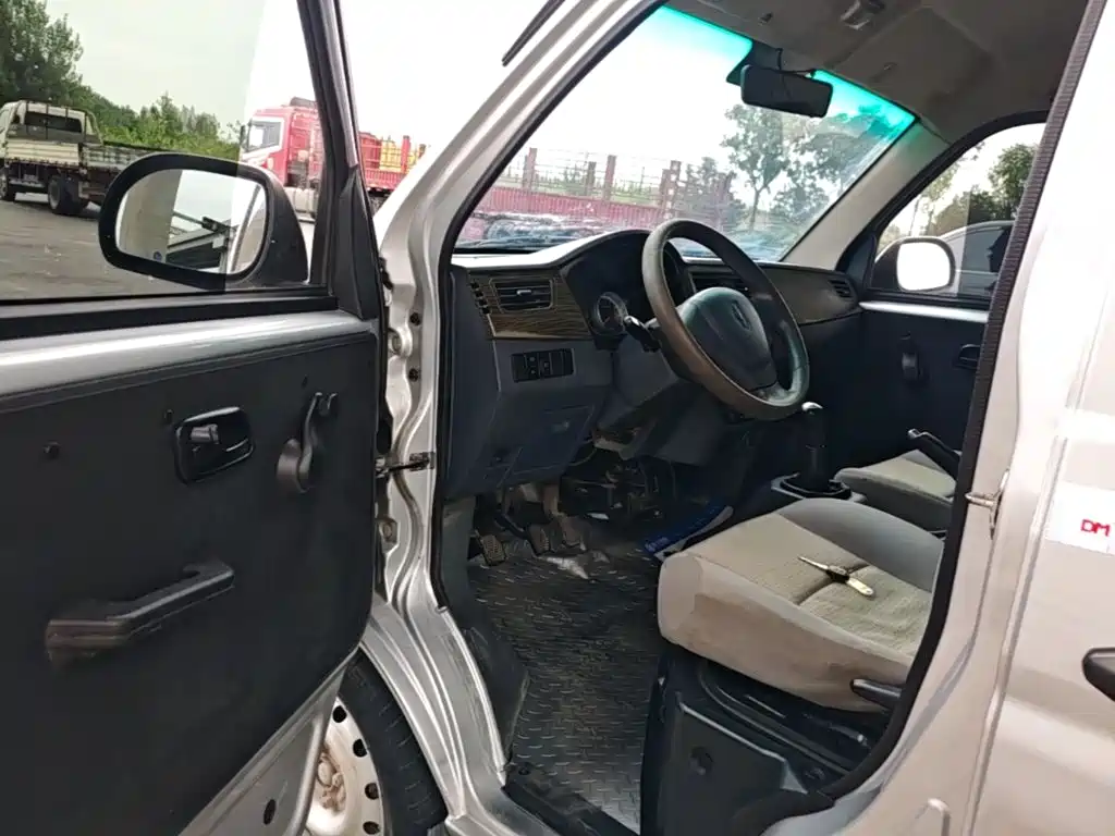 Jinbei Little Sea Lion X30 2024 2023 1.5L Super Comfort Van 2/5 Seats Non-AC SWC15M