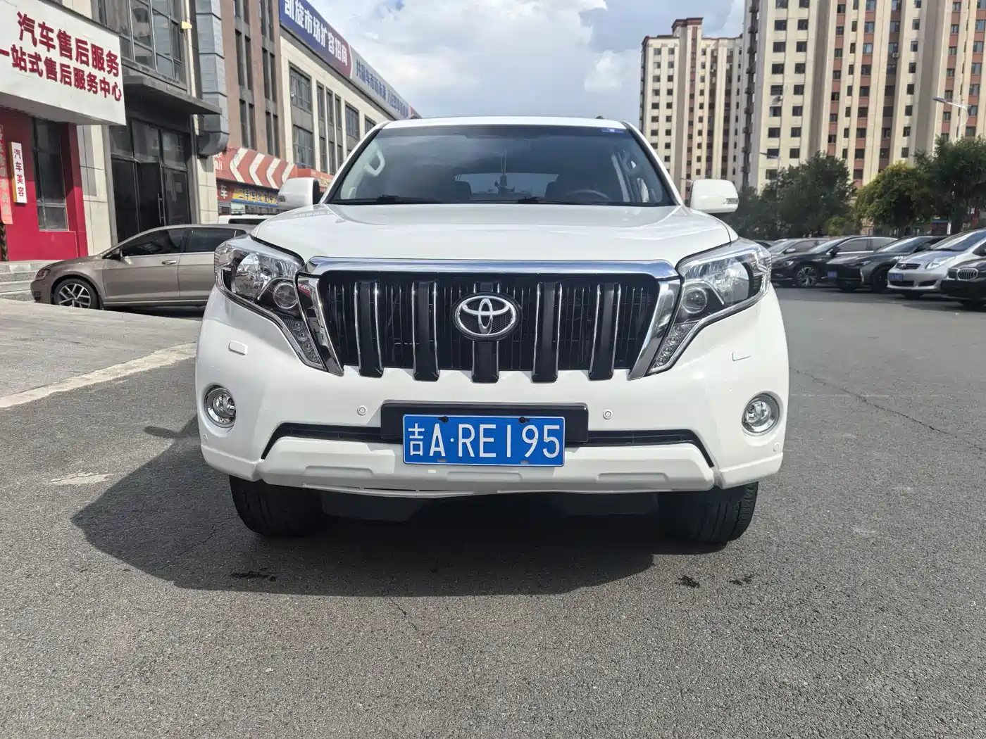 Фото 1 - Toyota Prado