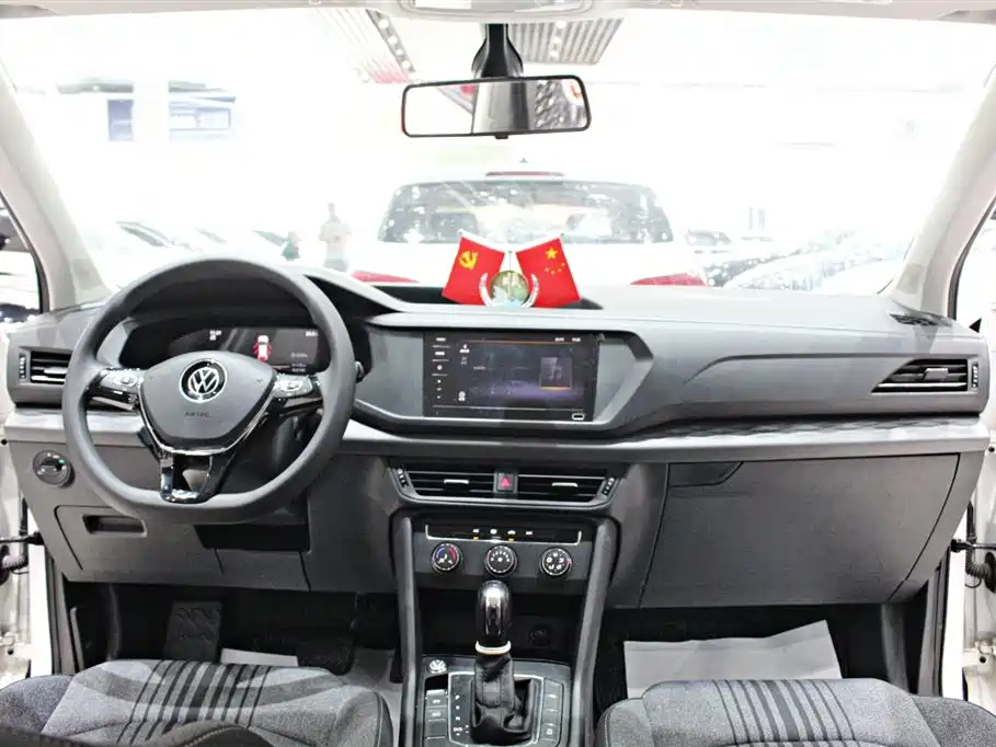 Volkswagen Tharu 2022 280TSI 2WD Trend фото 10
