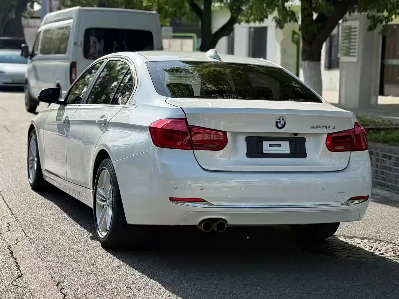 BMW 3 Series 2013 320i Fashion фото 9