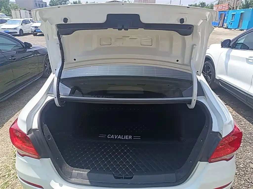 Chevrolet Cavalier 2019 320 Auto Sunroof Enjoyment Edition фото 19